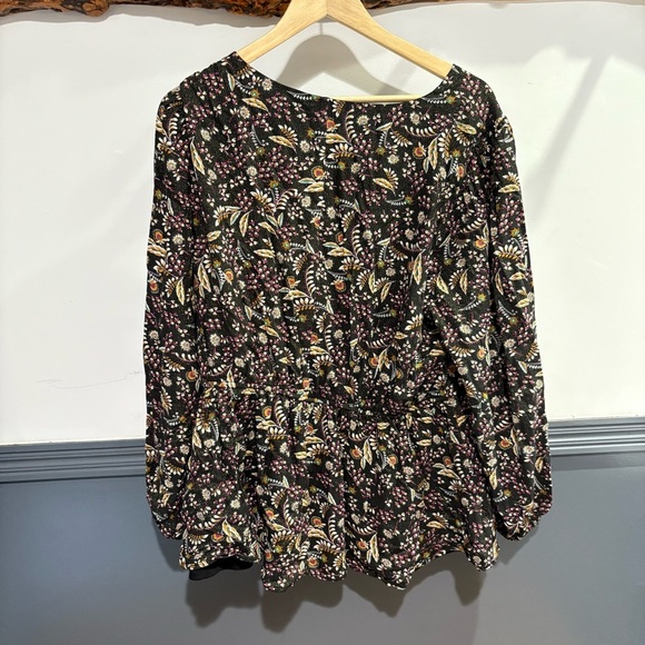 Lane Bryant Lined Floral Peplum Blouse Plus Size - Picture 5 of 11